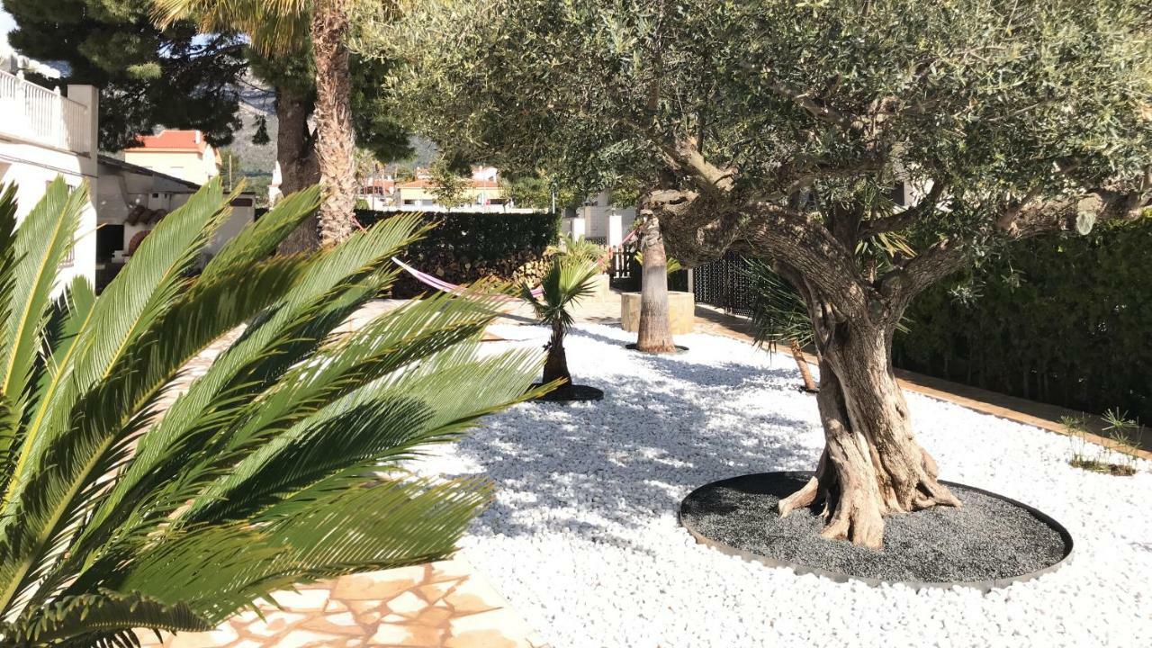 Apartamentos Playa D Y G Sant Carles De La Rapita Luaran gambar